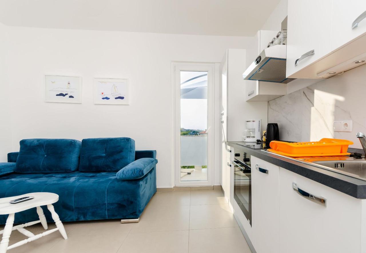 Apartments And Rooms Bianca Barbat na Rabu Exterior foto