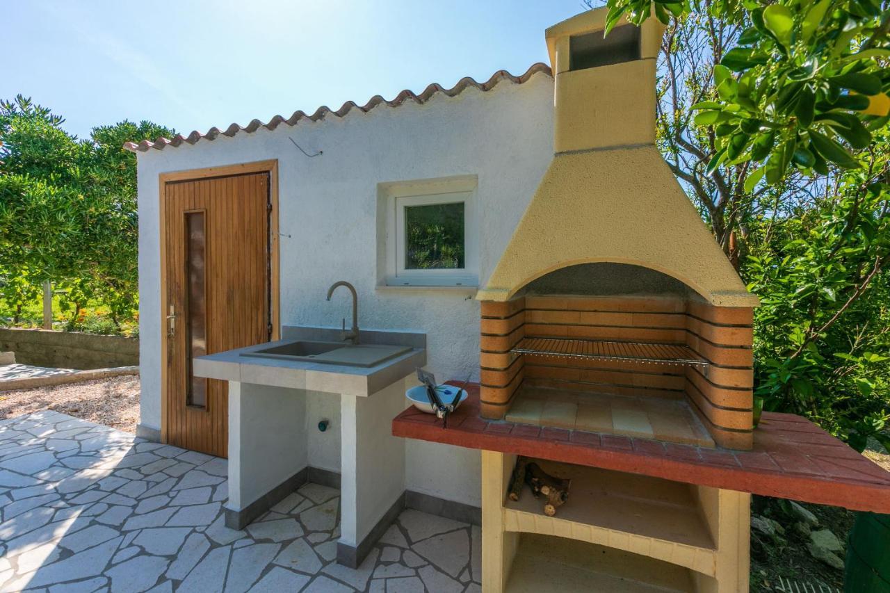 Apartments And Rooms Bianca Barbat na Rabu Exterior foto